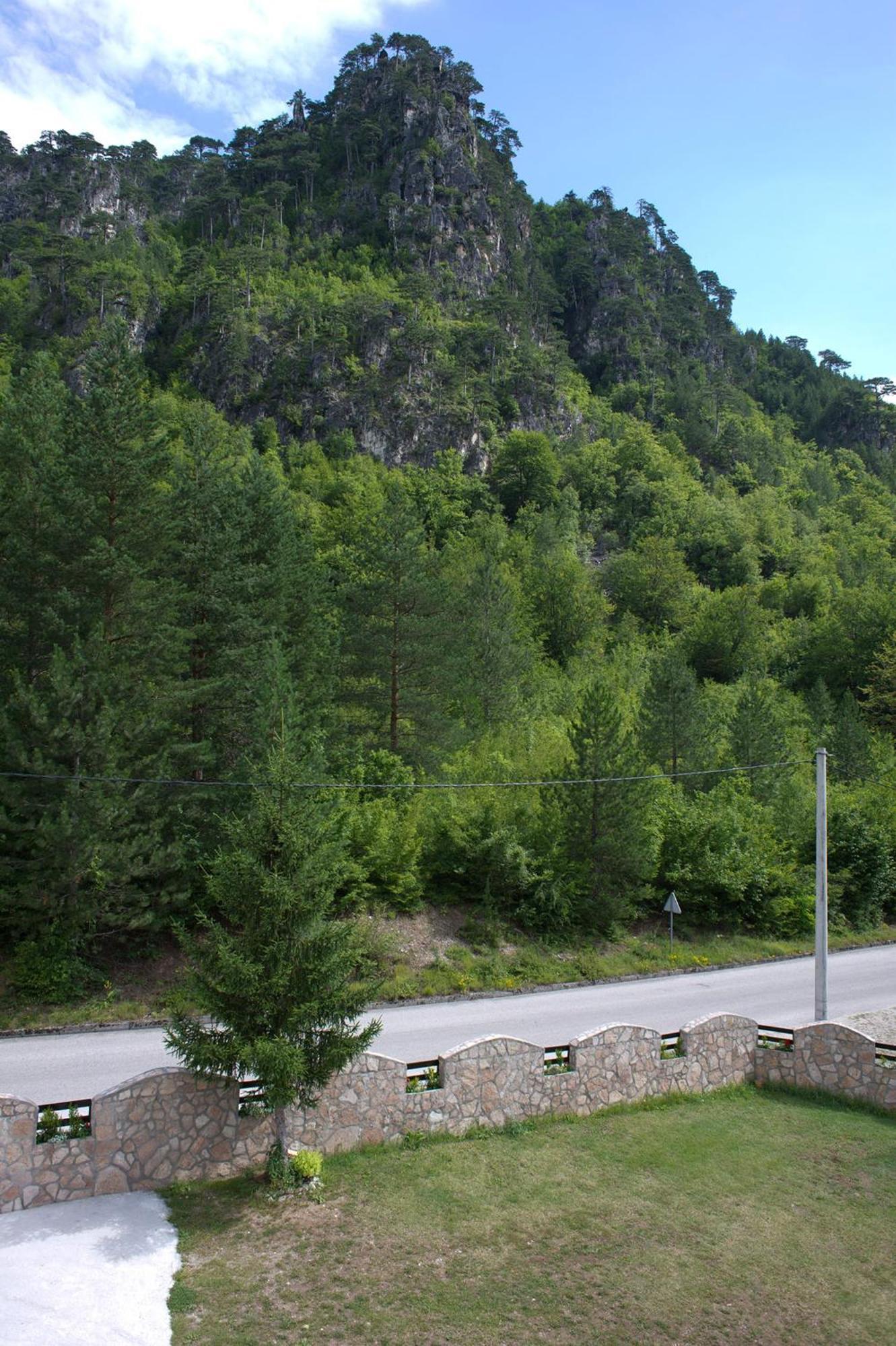 Vila Sunce Village Resort Konjic Room photo
